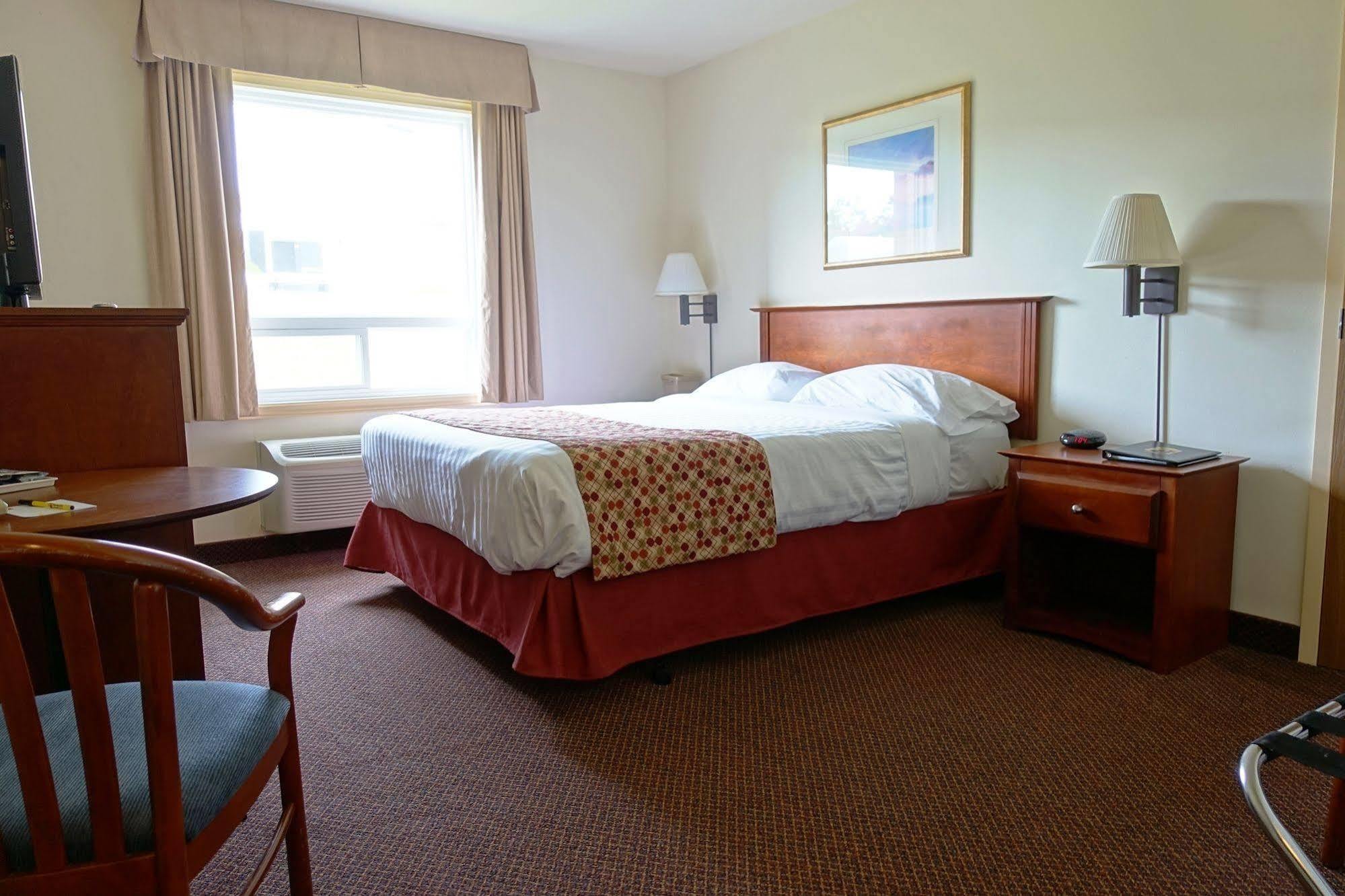 Super 8 By Wyndham Caraquet Hotel Exterior foto